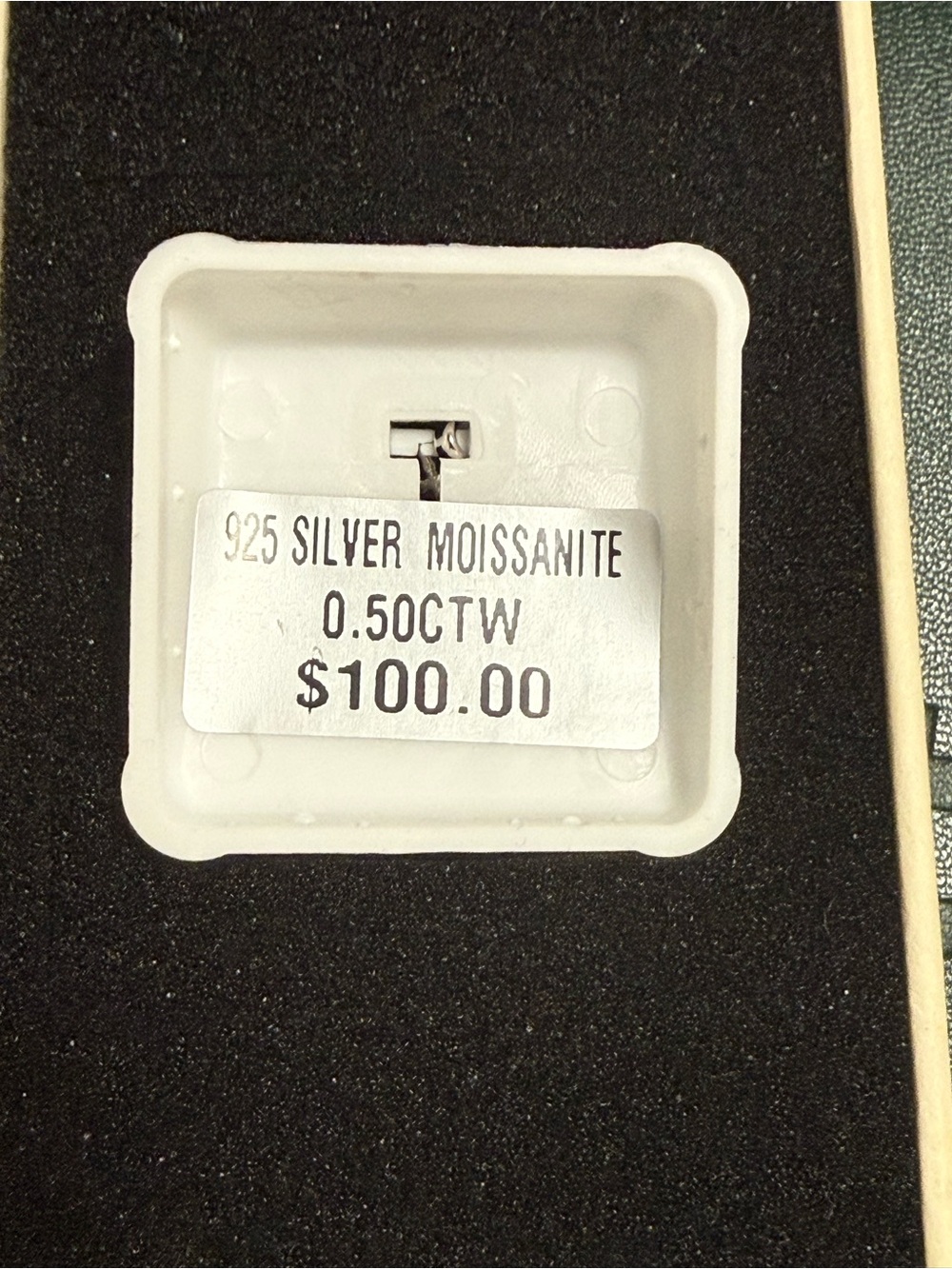 Moissanite small cross pendant or charm 925 silver - Picture 4 of 4